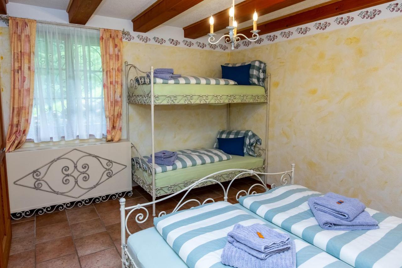 Apartment Pod Skalco Йесенице Екстериор снимка